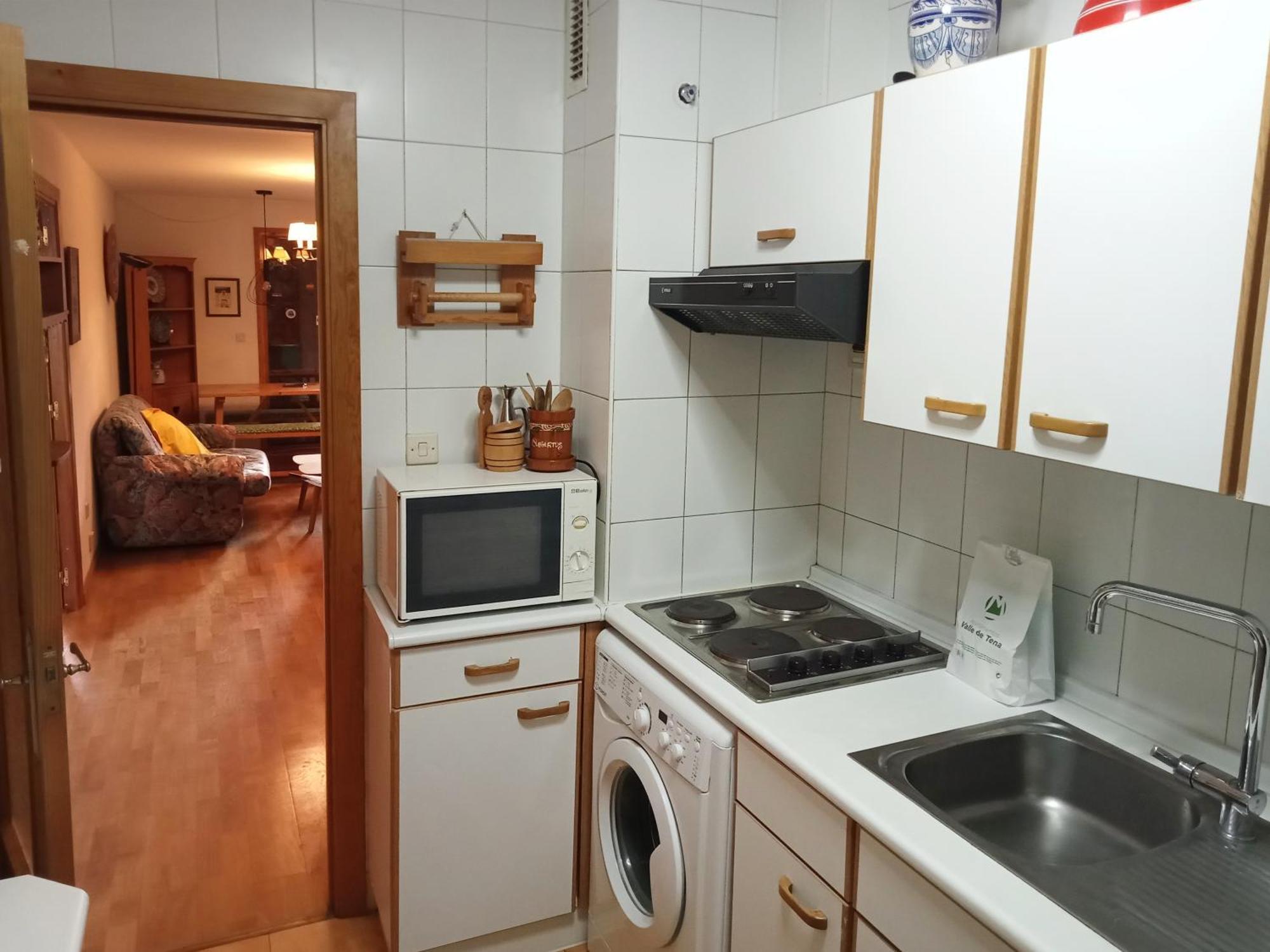 Apartamentos Valle De Tena - Biescas 3000 Eksteriør billede